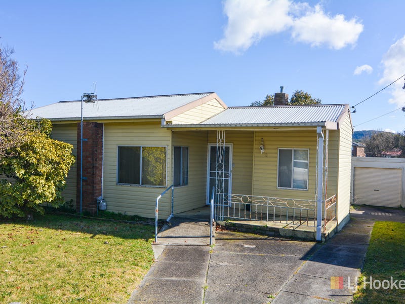 8 Buttress Place, Lithgow, NSW 2790 House for Sale