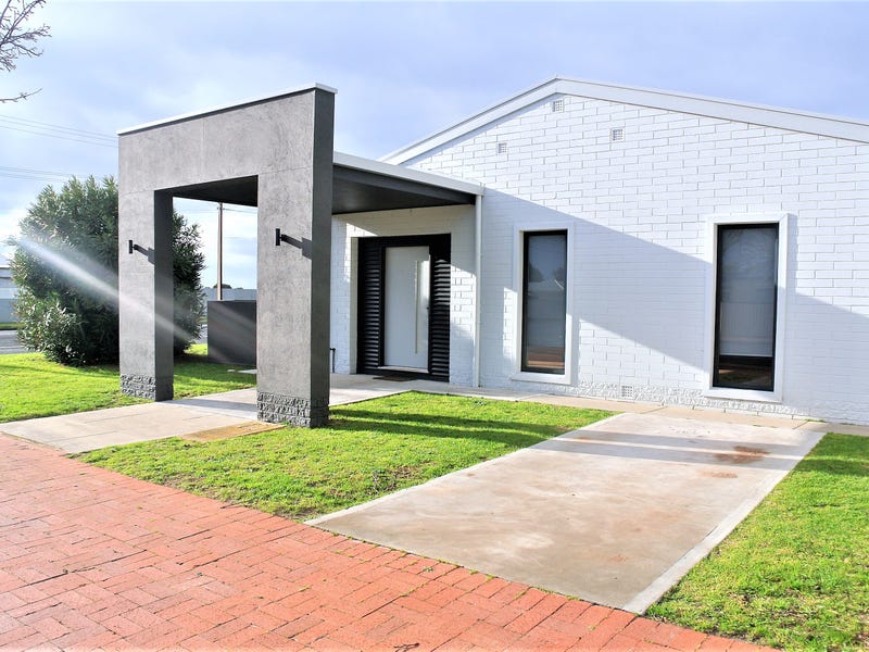 2/2 Strickland Street, Kingston Se, SA 5275