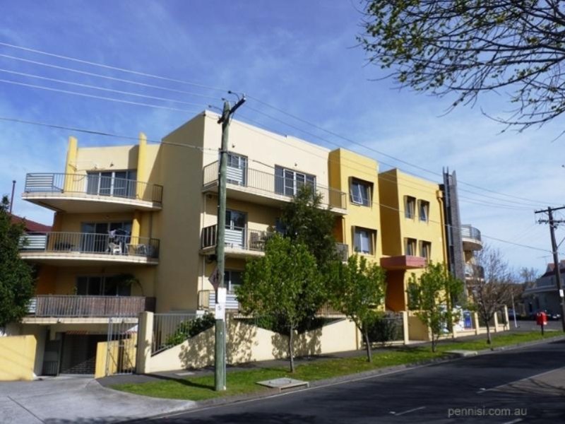 42-50-napier-crescent-essendon-vic-3040-property-details