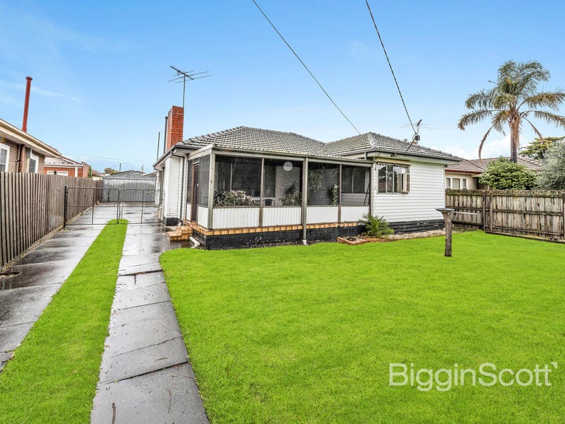 12 Young Street, Springvale, Vic 3171 Property Details