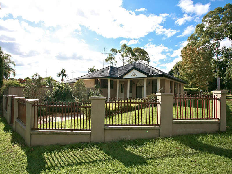 1 Glenrowan Avenue, Kellyville, NSW 2155 Property Details