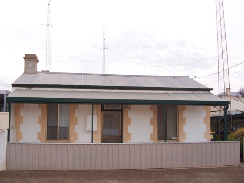 10 Stirling Street, Wallaroo, SA 5556 Property Details