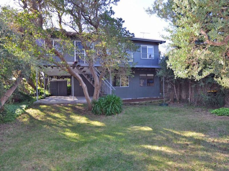 206 Surf Parade, Inverloch, Vic 3996 Property Details