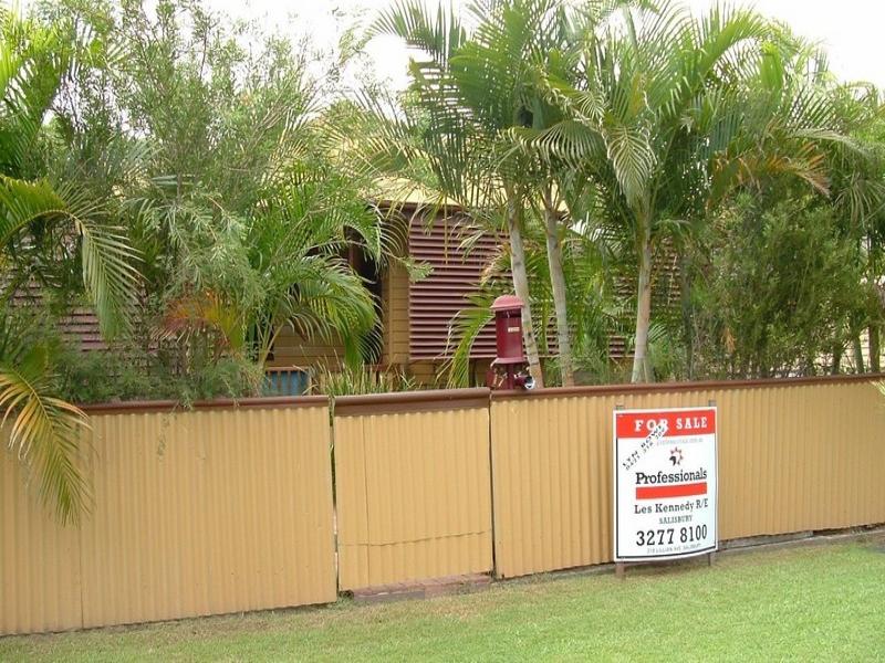 17 Clare Road, Rocklea, Qld 4106 Property Details