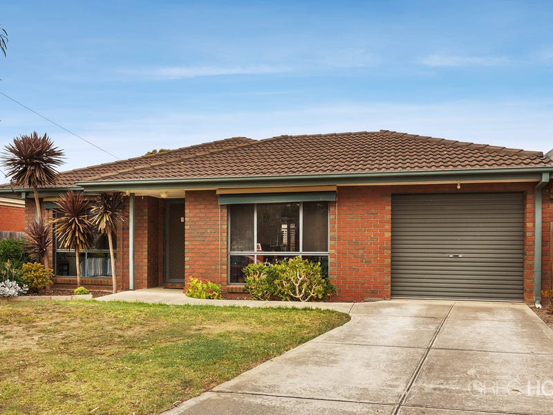 1/75 Silvereye Crescent, Werribee, Vic 3030 Property Details