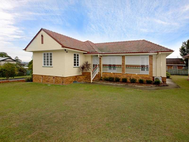 84 Brisbane Road, East Ipswich, QLD 4305