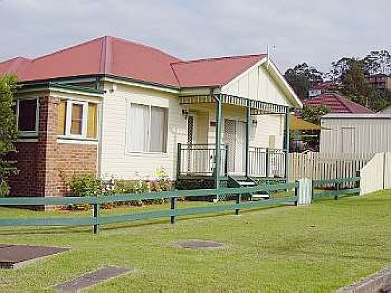 262 Gladstone Avenue, Mount Saint Thomas, NSW 2500