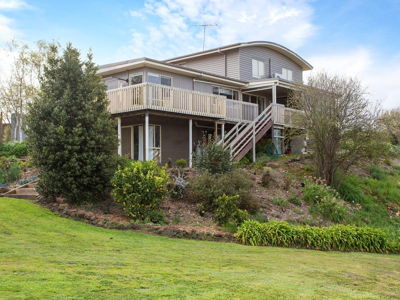 59 Thornton St, Clunes, Vic 3370 Property Details