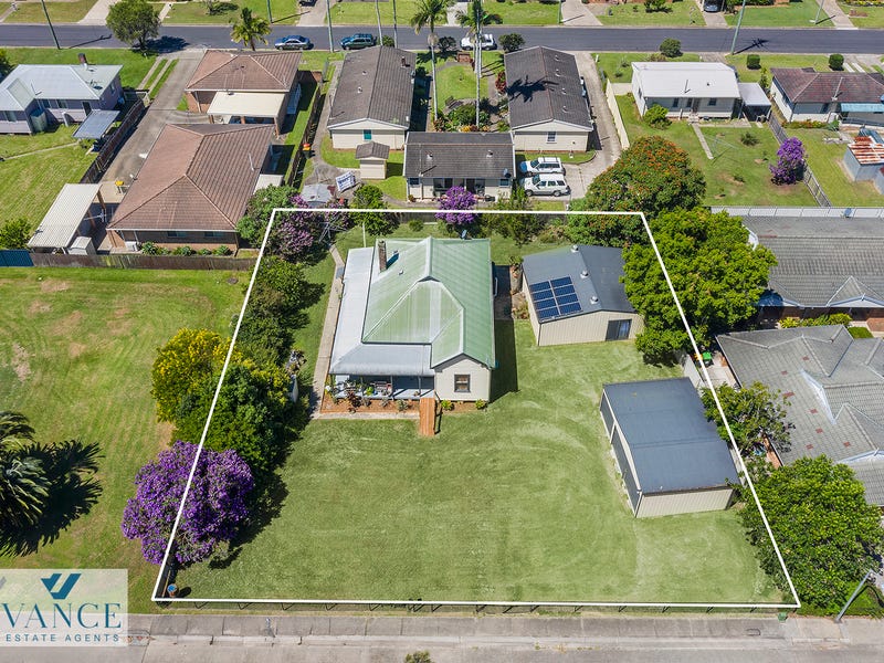 4 Johnston Close, Macksville, NSW 2447 - Property Details