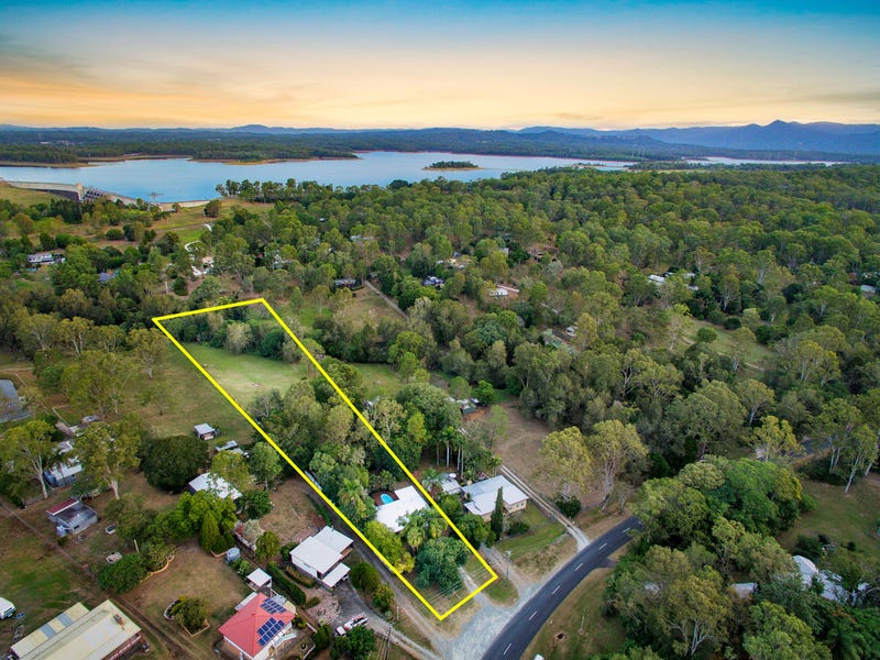 15 Whiteside Road, Whiteside, Qld 4503 Property Details