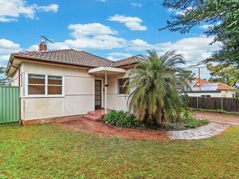 92 Sherbrook Road, Hornsby, NSW 2077