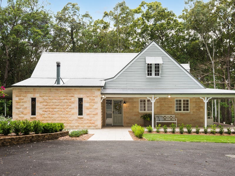 220 Gibbons Road, Samford Valley, QLD 4520