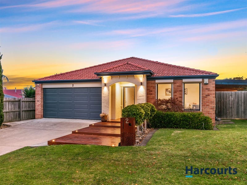 2 Paxton Close, Berwick, VIC 3806