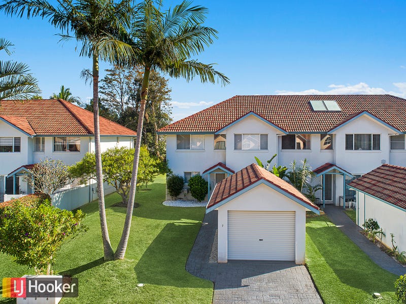 7/3 Shearwater Place, Korora, NSW 2450 Property Details