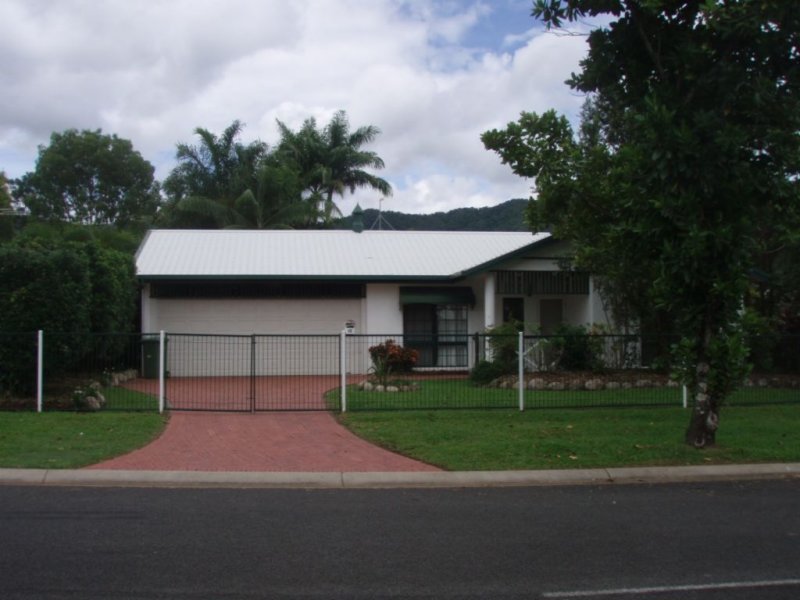 15 Bathurst Drive, Bentley Park, QLD 4869