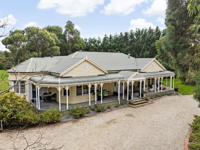 5 Moras Court, Gisborne, Vic 3437 House for Sale