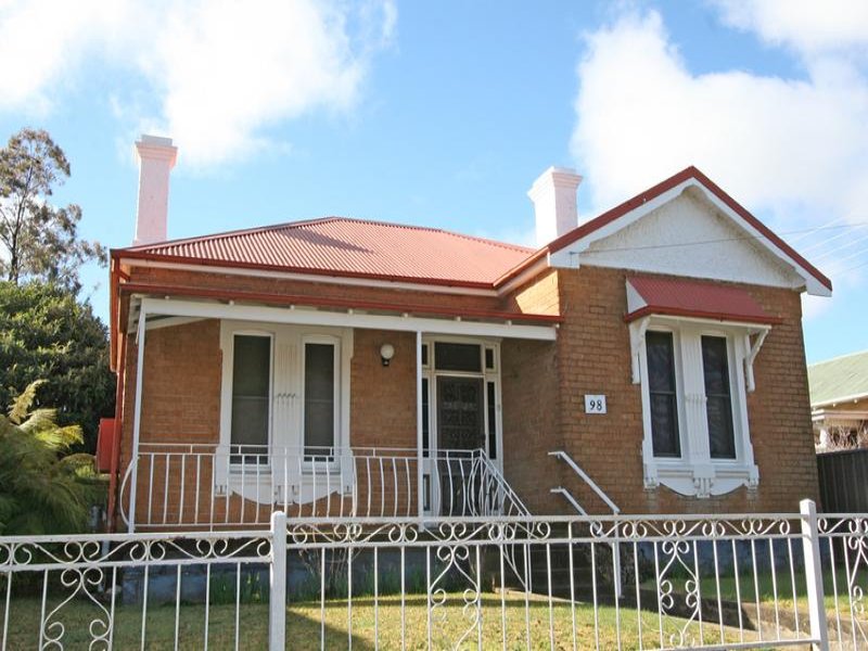 98 Clinton Street, Orange, NSW 2800 Property Details