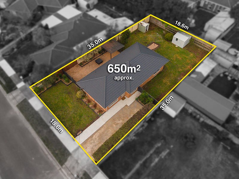 2 Trecastle Court, Craigieburn, Vic 3064 - Property Details