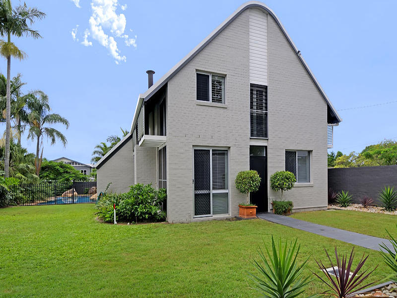 62 Sefton Road, Clayfield, Qld 4011 Property Details