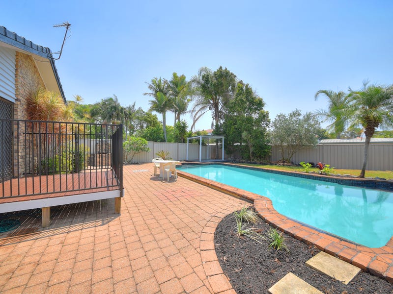 19 Alec Avenue, Mermaid Waters, QLD 4218