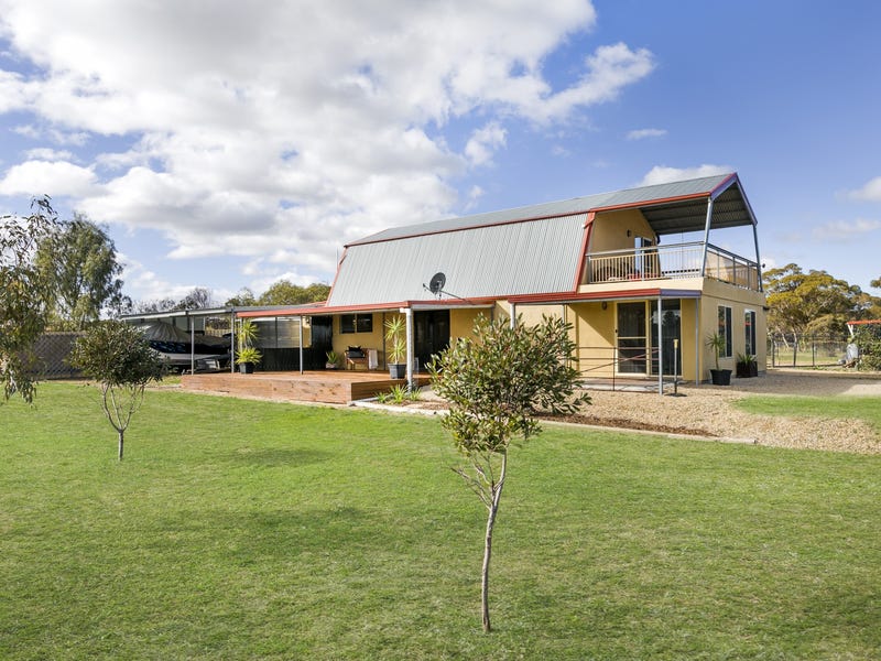 22 Wray Road, Owen, SA 5460