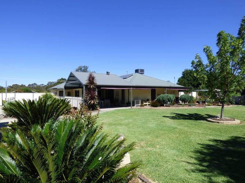 34 Olivers Rd, Benalla, Vic 3672 Property Details