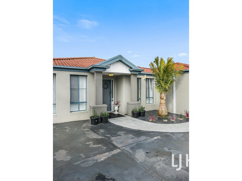 3 Mariner Close, Cranbourne North, VIC 3977