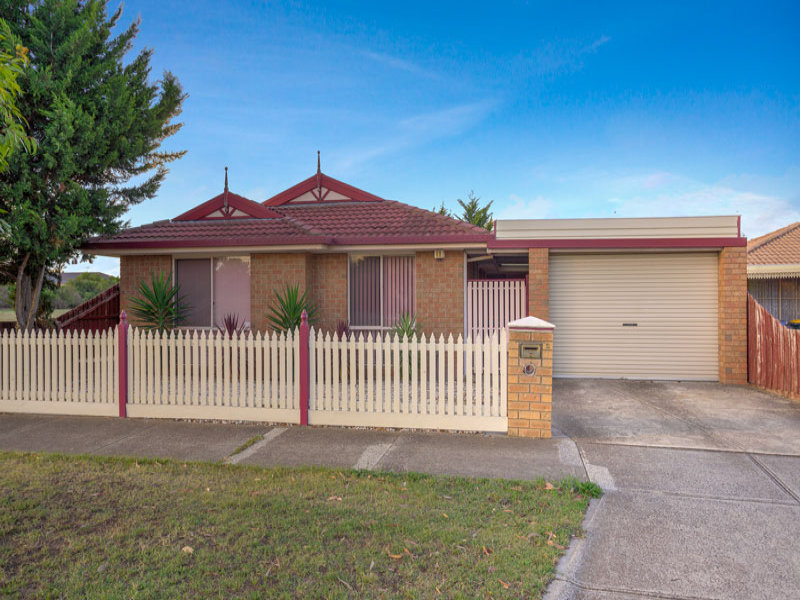 2 Manchester Drive, Sydenham, Vic 3037 Property Details