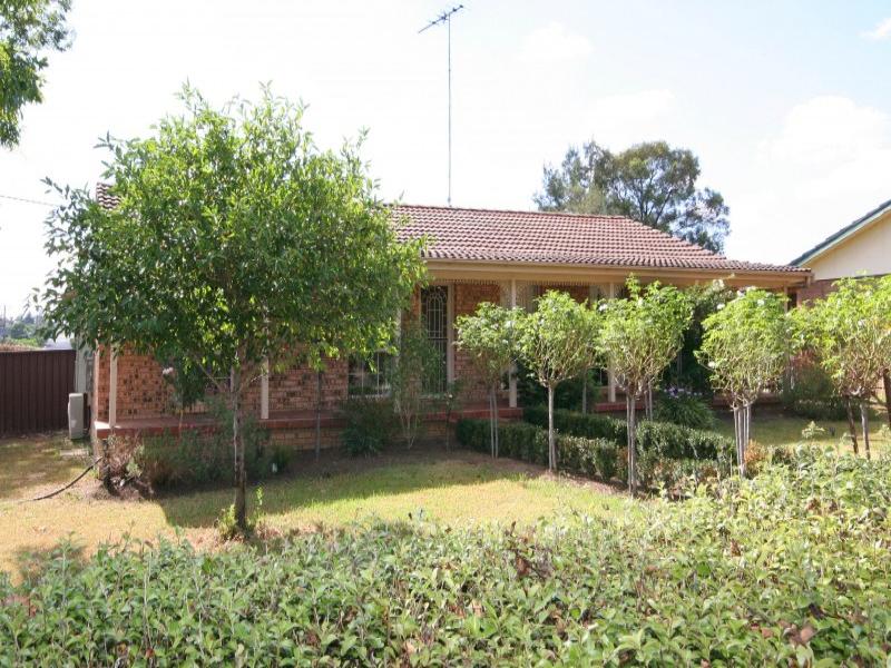 33 Peppercorn Avenue, Mount Hunter, NSW 2570