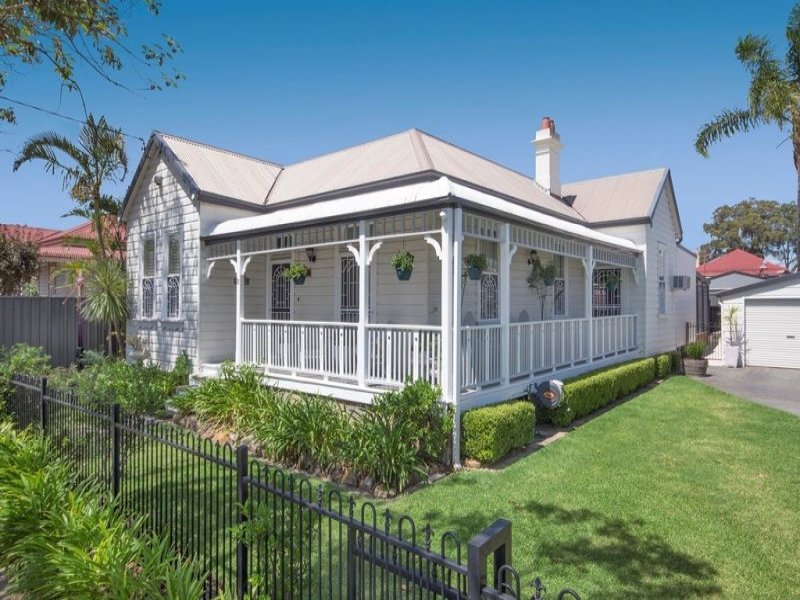 3 Woodstock Street, Mayfield, NSW 2304