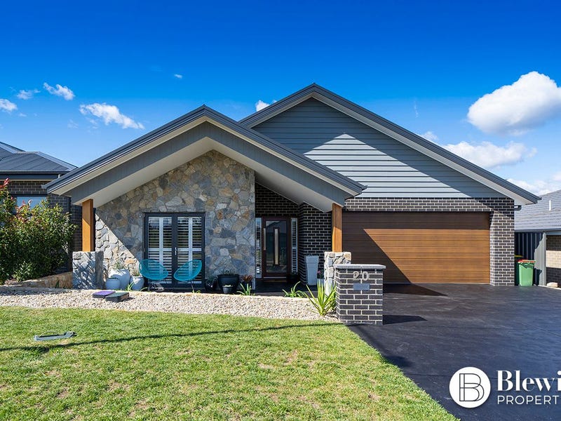 20 Mclean Street, Googong, NSW 2620
