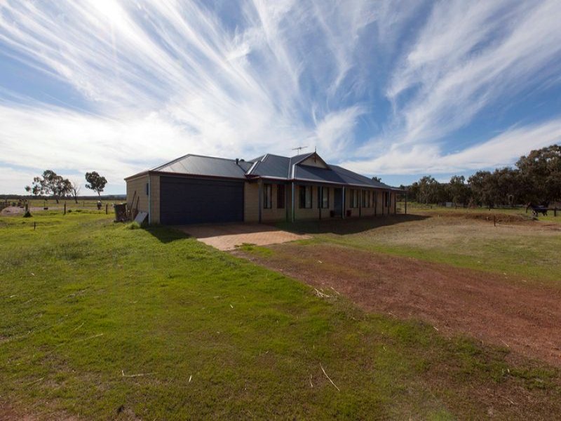 152 Warbrook Road, Bullsbrook, WA 6084