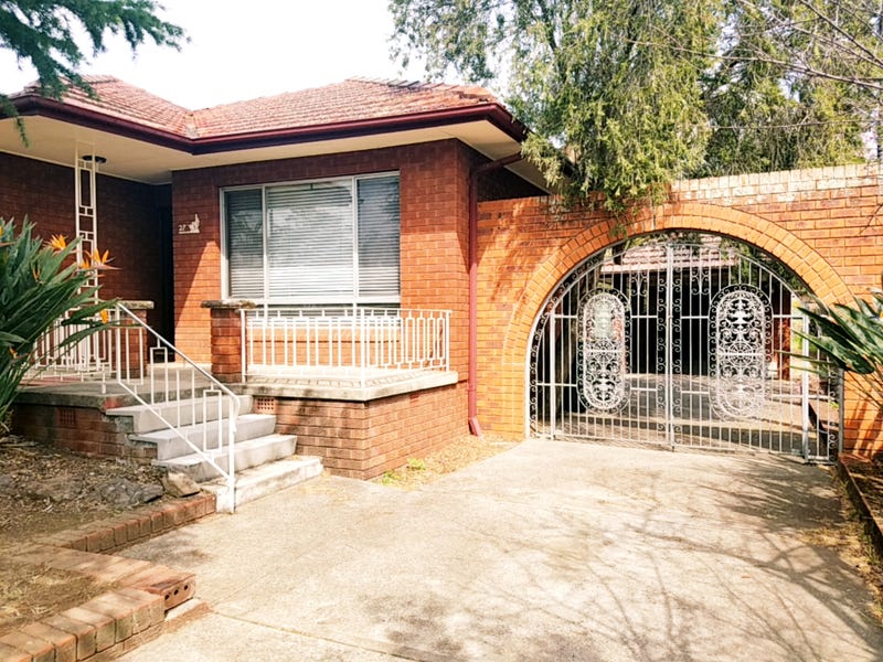 27 Gordon Avenue, Ingleburn, NSW 2565