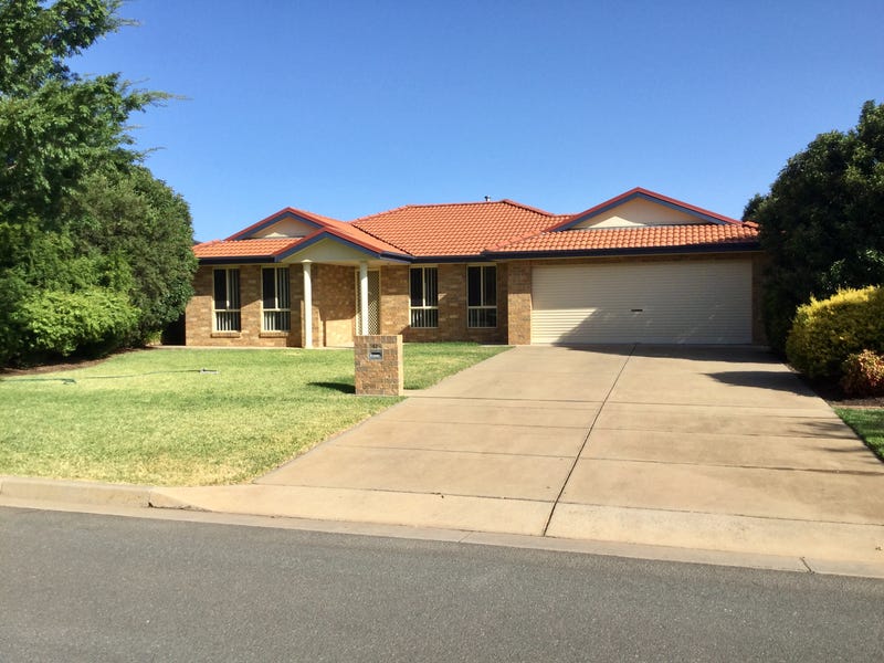 41 Yarrawah Cres, Bourkelands, NSW 2650