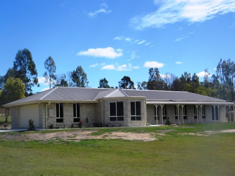 10 Horton Place, Regency Downs, QLD 4341