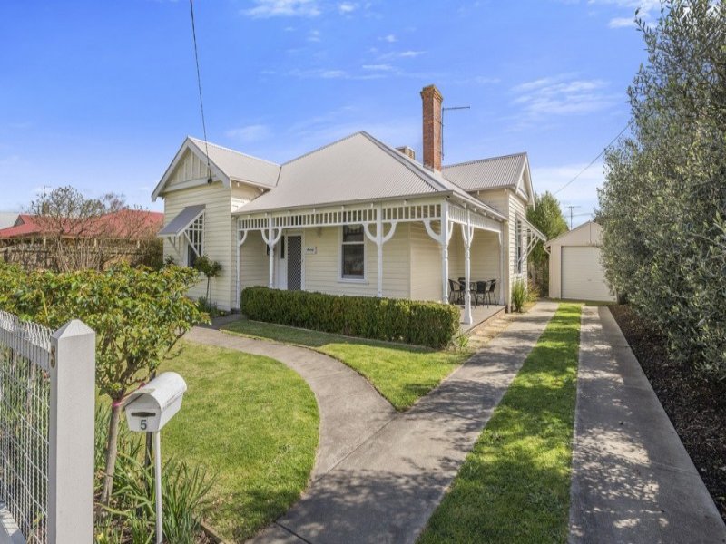 5 McLaughlin Street, Colac, Vic 3250 Property Details
