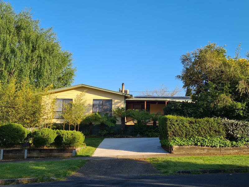 3335 Mitchell Avenue, Khancoban, NSW 2642 House for Sale