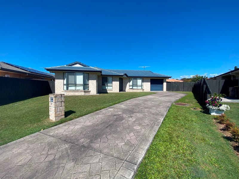 7 Mossman Way, Sandstone Point, QLD 4511