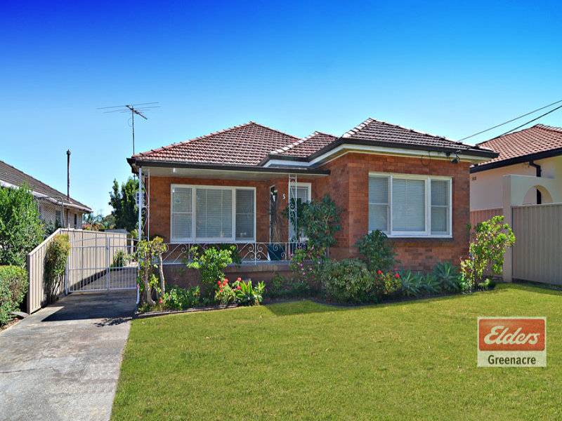 5 Tennyson Road, Greenacre, NSW 2190