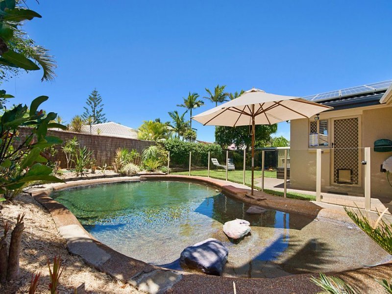 39 Sundown Drive, Paradise Point, QLD