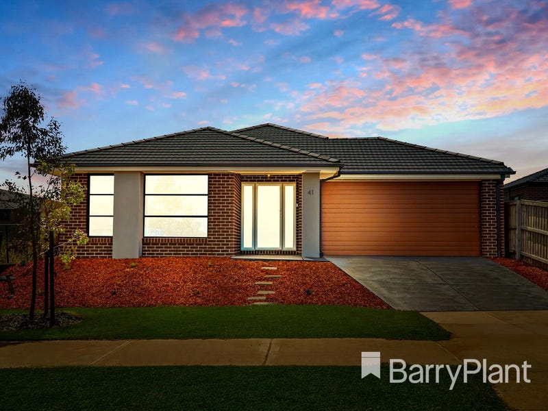 41 Avenue, Manor Lakes, VIC 3024