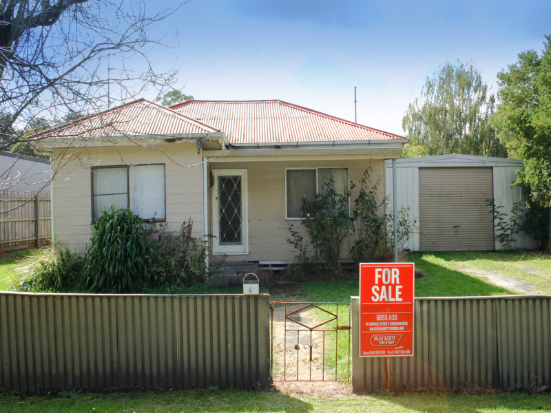 4 SILKSTONE ROAD, Korumburra, Vic 3950 Property Details