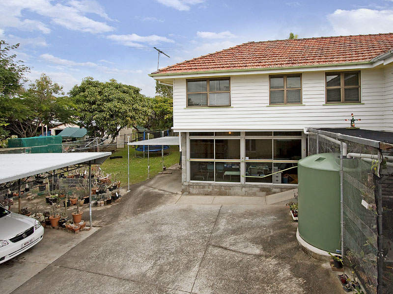 33 Hobart Avenue, Camp Hill, QLD 4152 33 Hobart Avenue, Camp Hill, QLD 4152