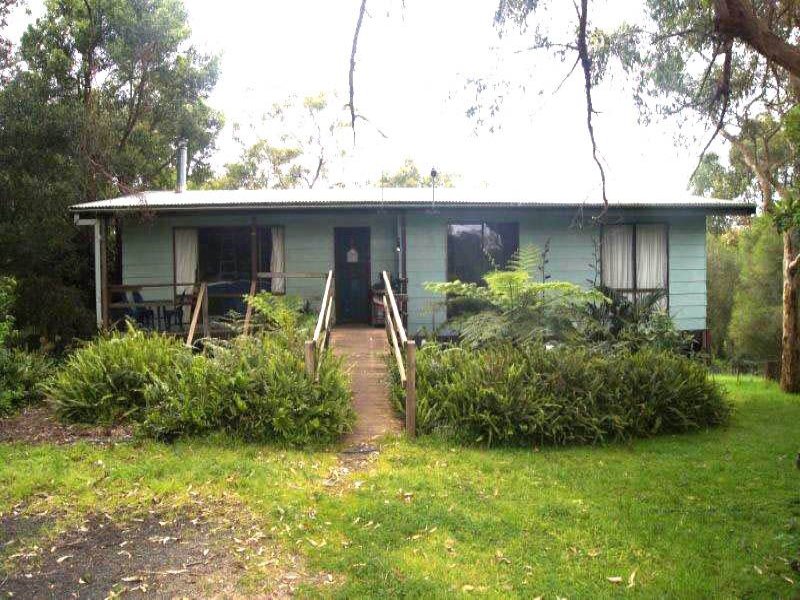 14 ROBINSON CRESCENT, Grantville, Vic 3984 Property Details