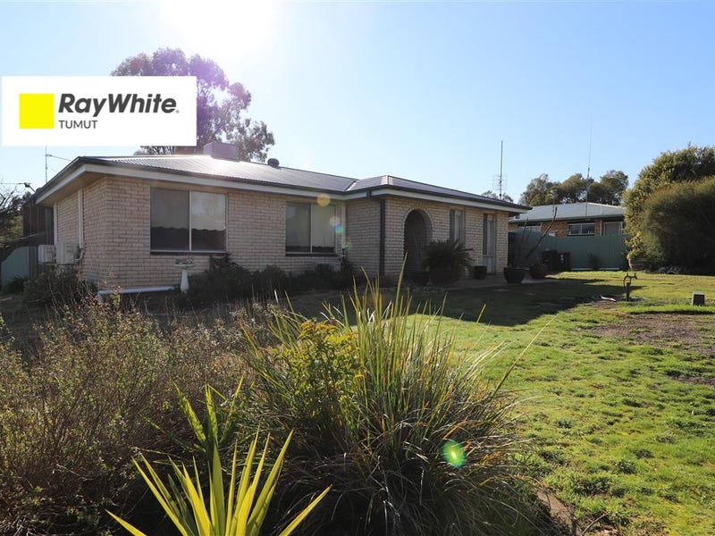 66 Lockhart Street, Adelong, NSW 2729 Property Details