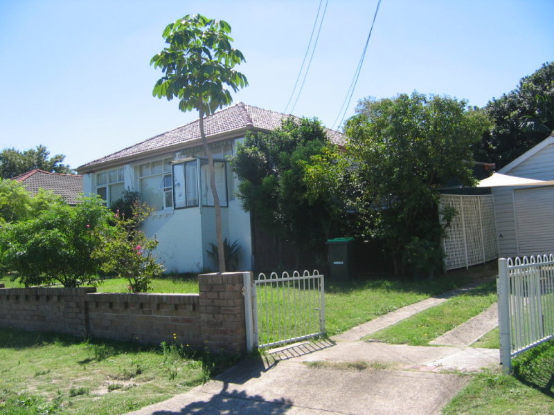 28 Heath Road, Blakehurst, NSW 2221 Property Details