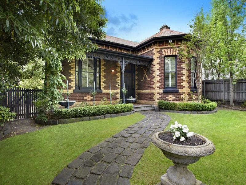 13 Hampden Road, Armadale, VIC 3143