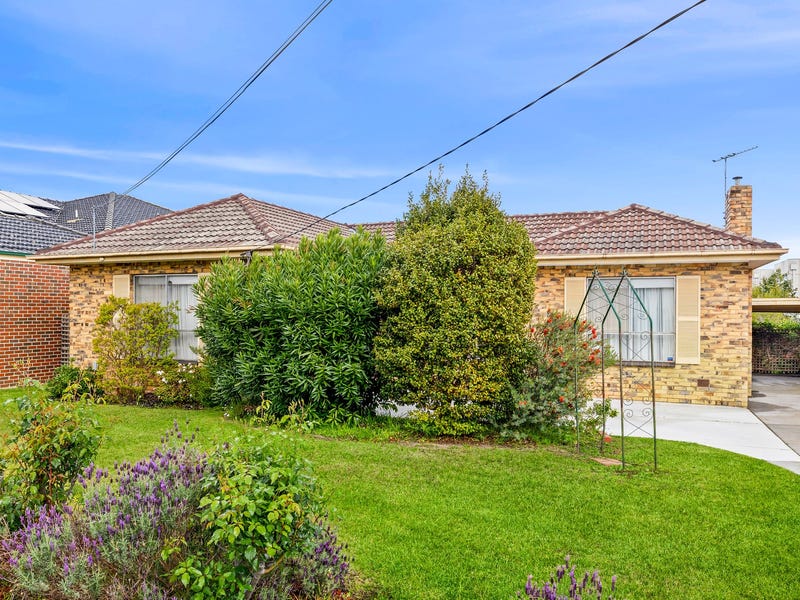 15 Viewbank Road, Mount Waverley, VIC 3149 - realestate.com.au