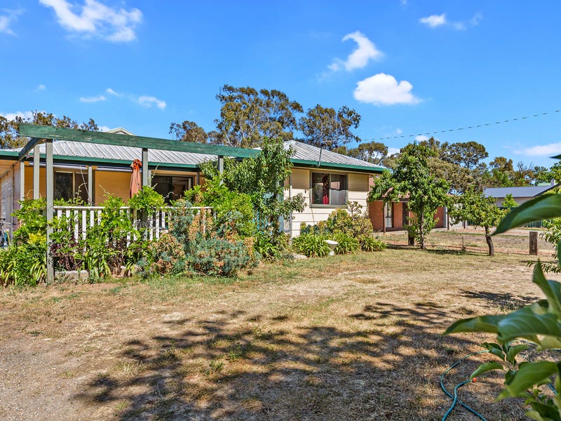 4 River Rd, Murchison, Vic 3610 Property Details