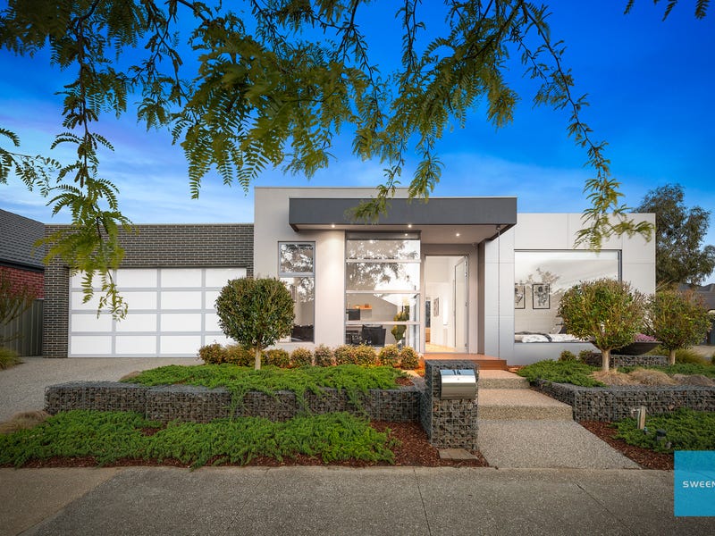 14 The Grange Caroline Springs Vic 3023